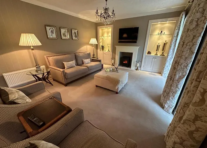 One Dunbar Court Gleneagles Village