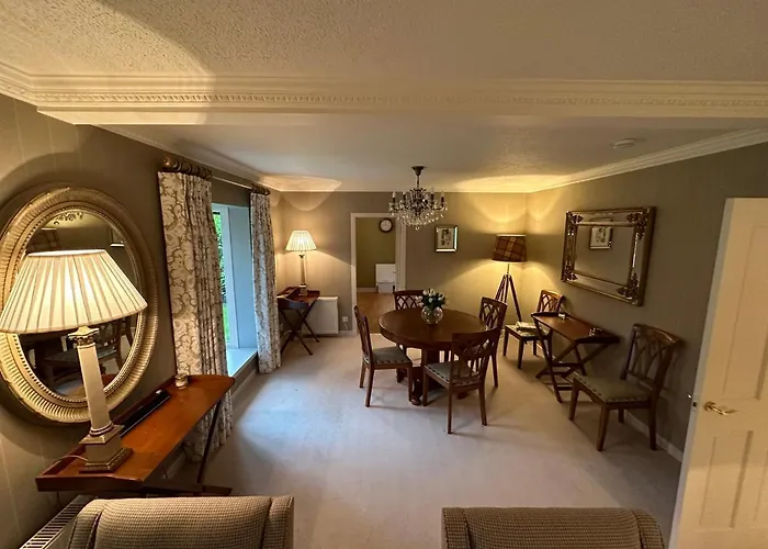One Dunbar Court Gleneagles Village