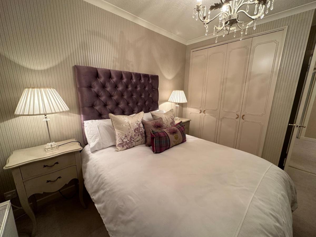 One Dunbar Court Gleneagles Village Apartment