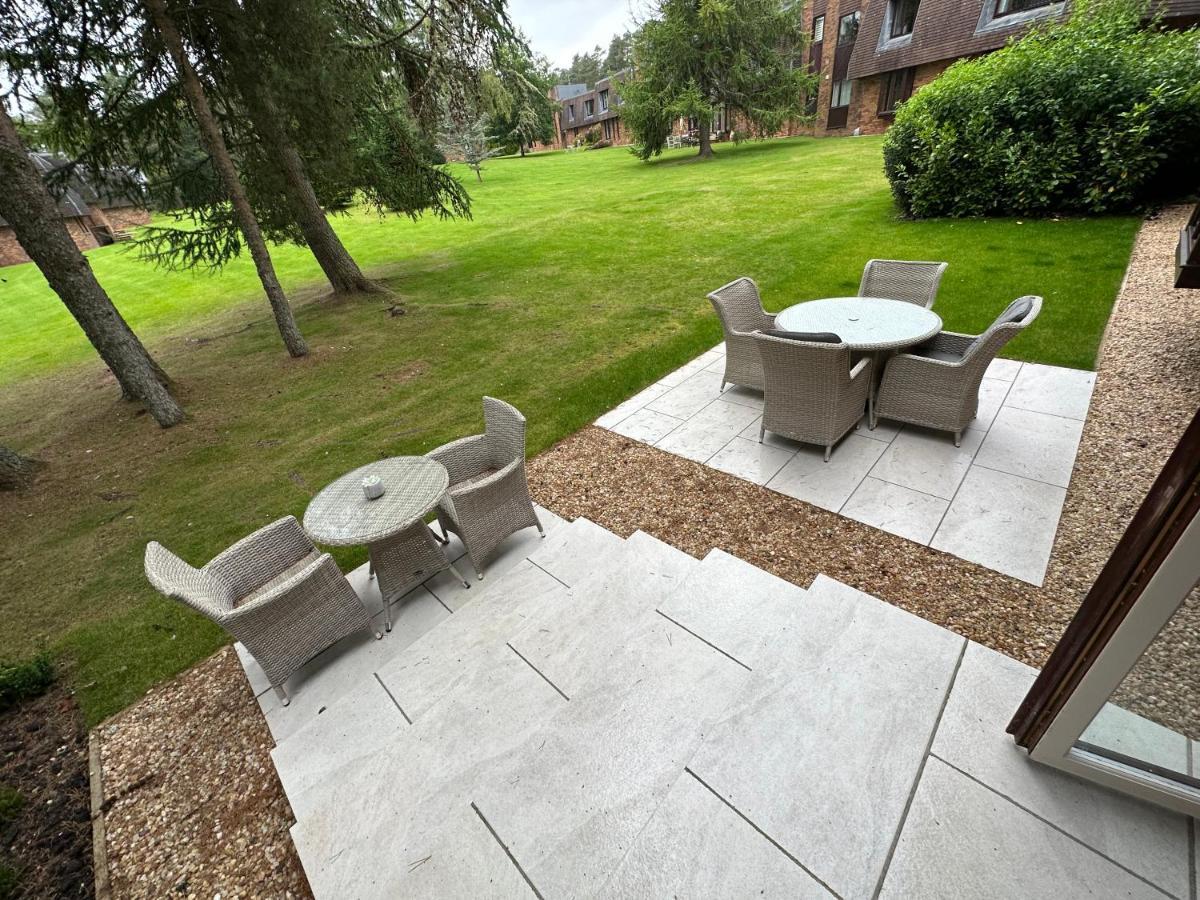 One Dunbar Court Gleneagles Village Apartment *